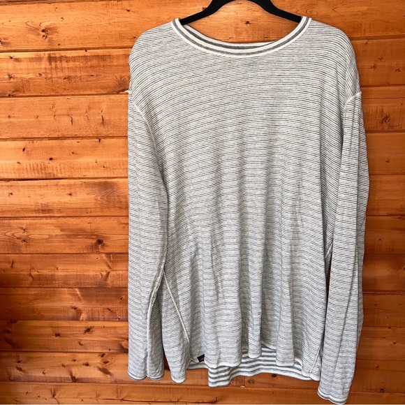 $128 Faherty long sleeve reversible shirt tee super soft XL - Picture 13 of 14
